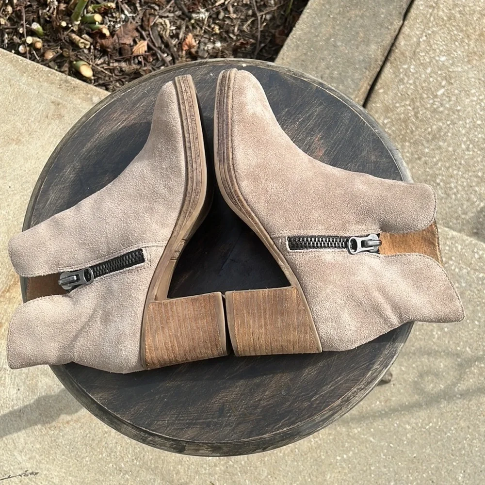 MTNG Becca  suede heeled ankle boots side zipper size 38 or size 7.5